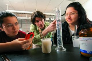 Melissa Eblen-Zayas and students