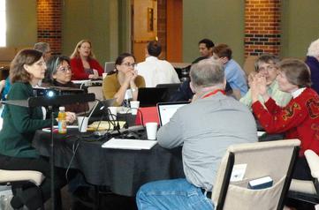 Small group discussion at the InTeGrate Engineering and the Geosciences workshop